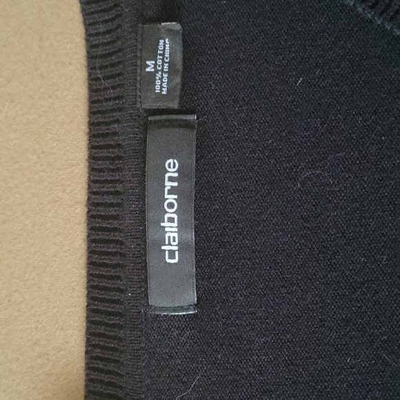 Mens Clairborne purple and gray medium argyle sweater. - Picture 3 of 3